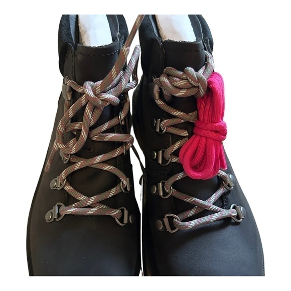 Sorel WOMEN'S HI-LINE HIKER BOOT in black - Picture 4 of 14